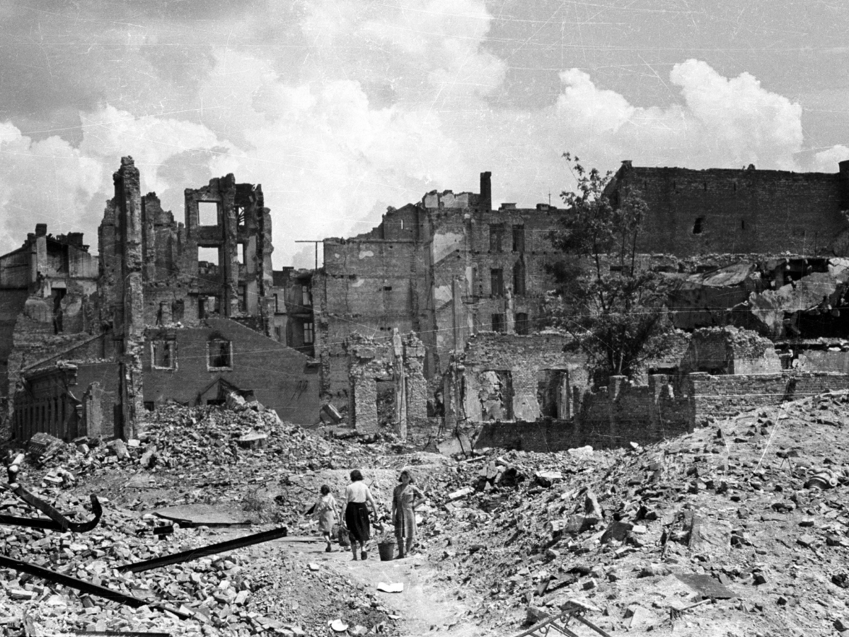 Ruinen Warschaus, 1945