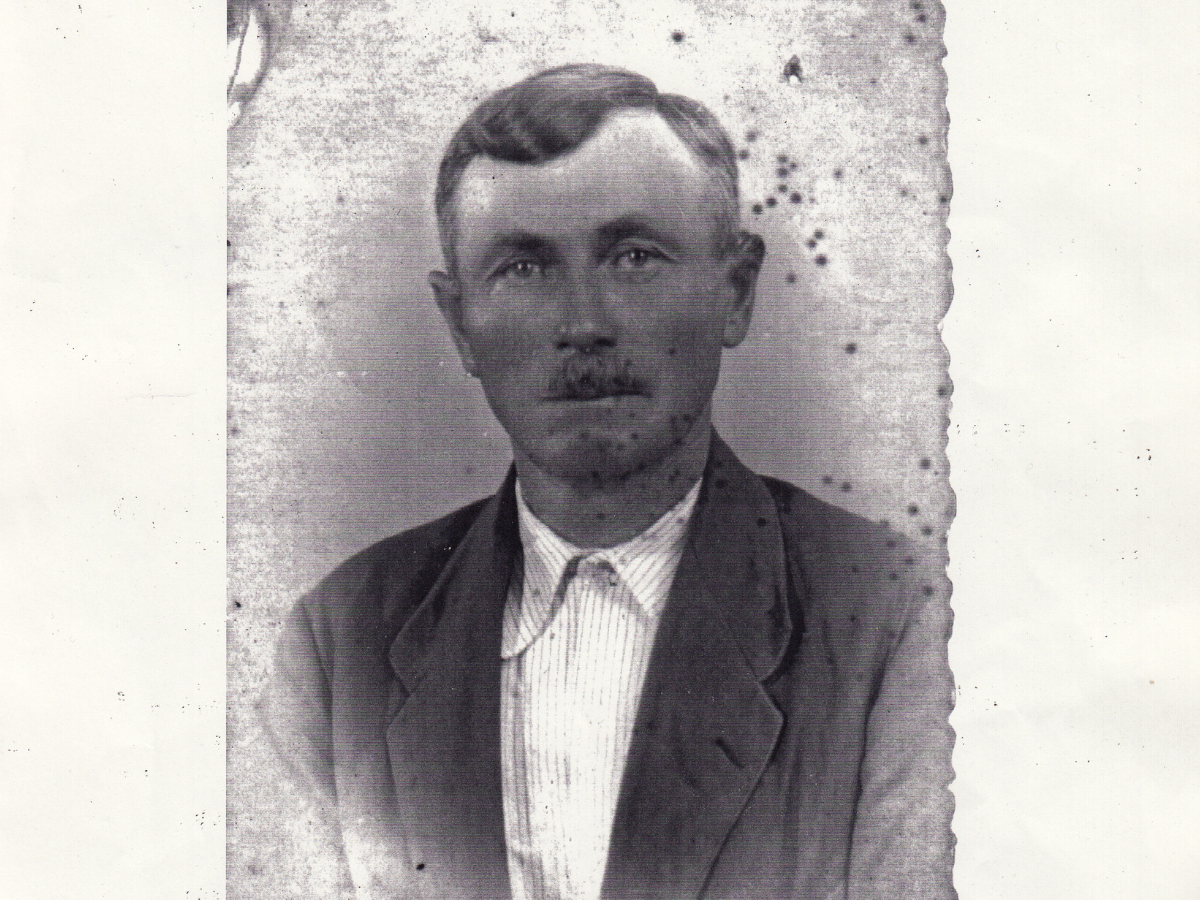 „Es ist, wenn ich alleine im Bett liege oder was, dann höre ich immer wieder die Stimme meines Vaters, wo auf mir geschossen wurde. Da rief er immer: ‚Johann, Johann‘, und das höre ich heute noch. Jeden Tag“.