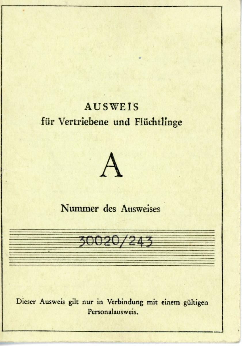 Flüchtlingsausweis Cover