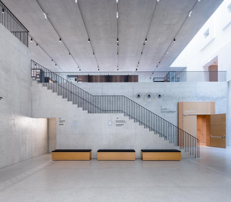 Das Foyer mit Blick in das erste Obergeschoss