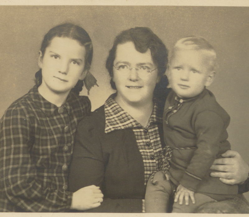  Reading and panel discussion:  Letters from Oksbøl 