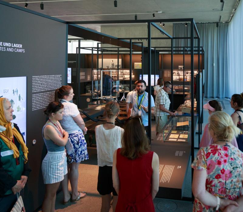 Displacement, Expulsion, Reconciliation – Insights into the Documentation Centre (German)