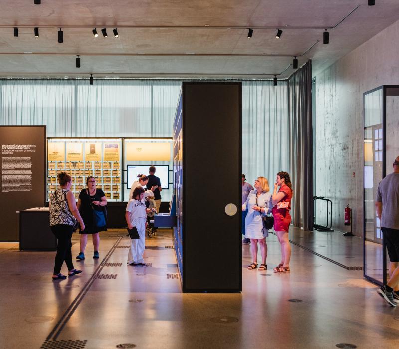 Displacement, Expulsion, Reconciliation – Insights into the Documentation Centre (German)