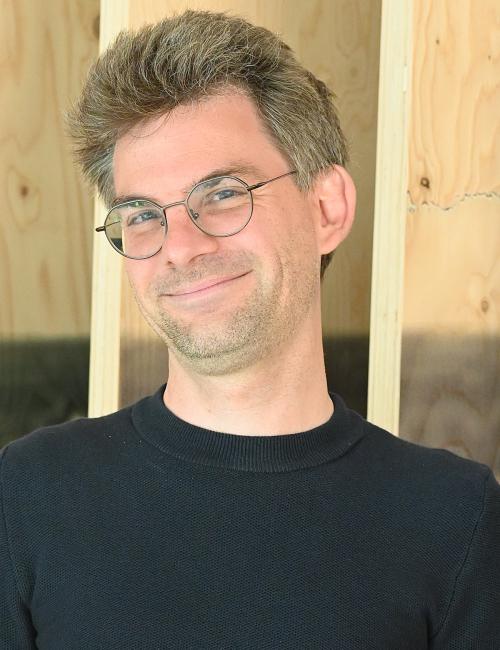 Dr. Daniel Hadwiger