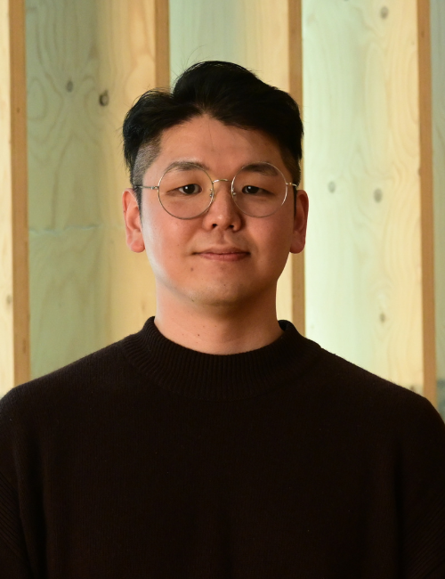 Porträt eines jungen Mannes.